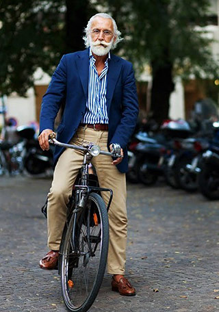 60代 ネイビージャケットの着こなし メンズ Italy Web