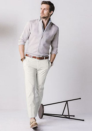 ベージュシャツ 白パンツの着こなし メンズ Italy Web